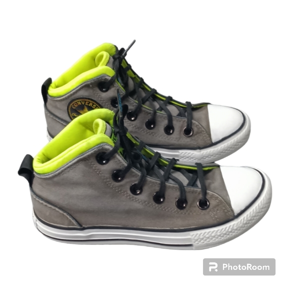 Kid's Converse Chuck Taylor High-Tops - Picture 2 of 7